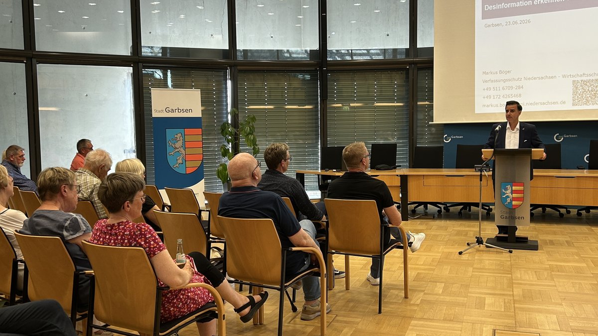 Vortrag sensibilisiert für Desinformation und Manipulationsversuche