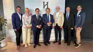 Gesundheitsminister Dr. Andreas Philippi besucht PflegeCampus Garbsen