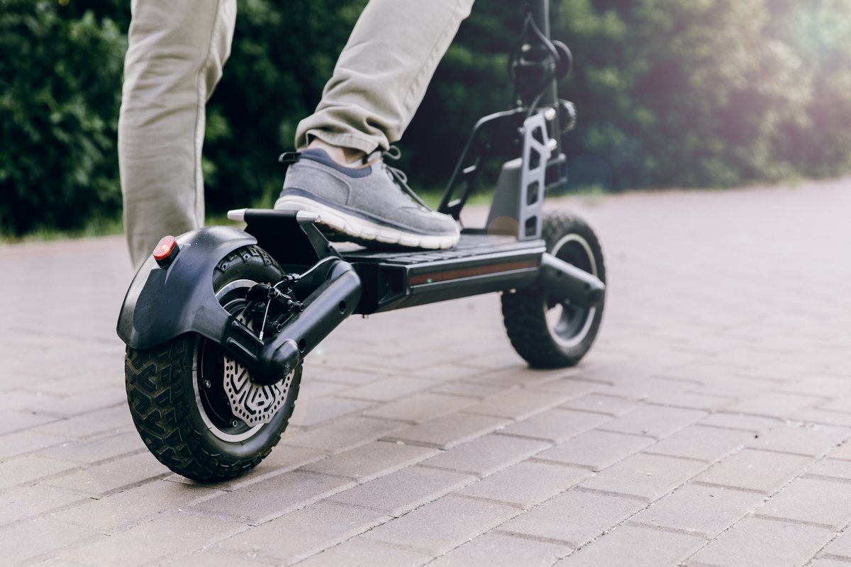 Wildes Parken von E-Scootern soll eingedämmt werden