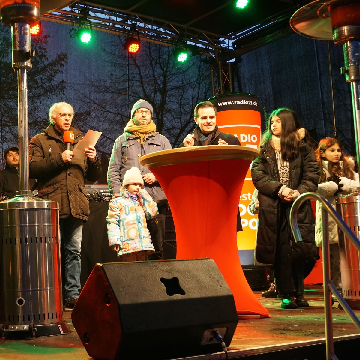 Saturnringschüler stellen Weihnachts-CD vor