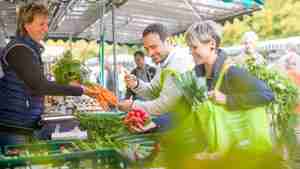 Wochenmarkt wird vorverlegt